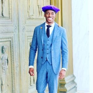 Meet your Posher, Elijah